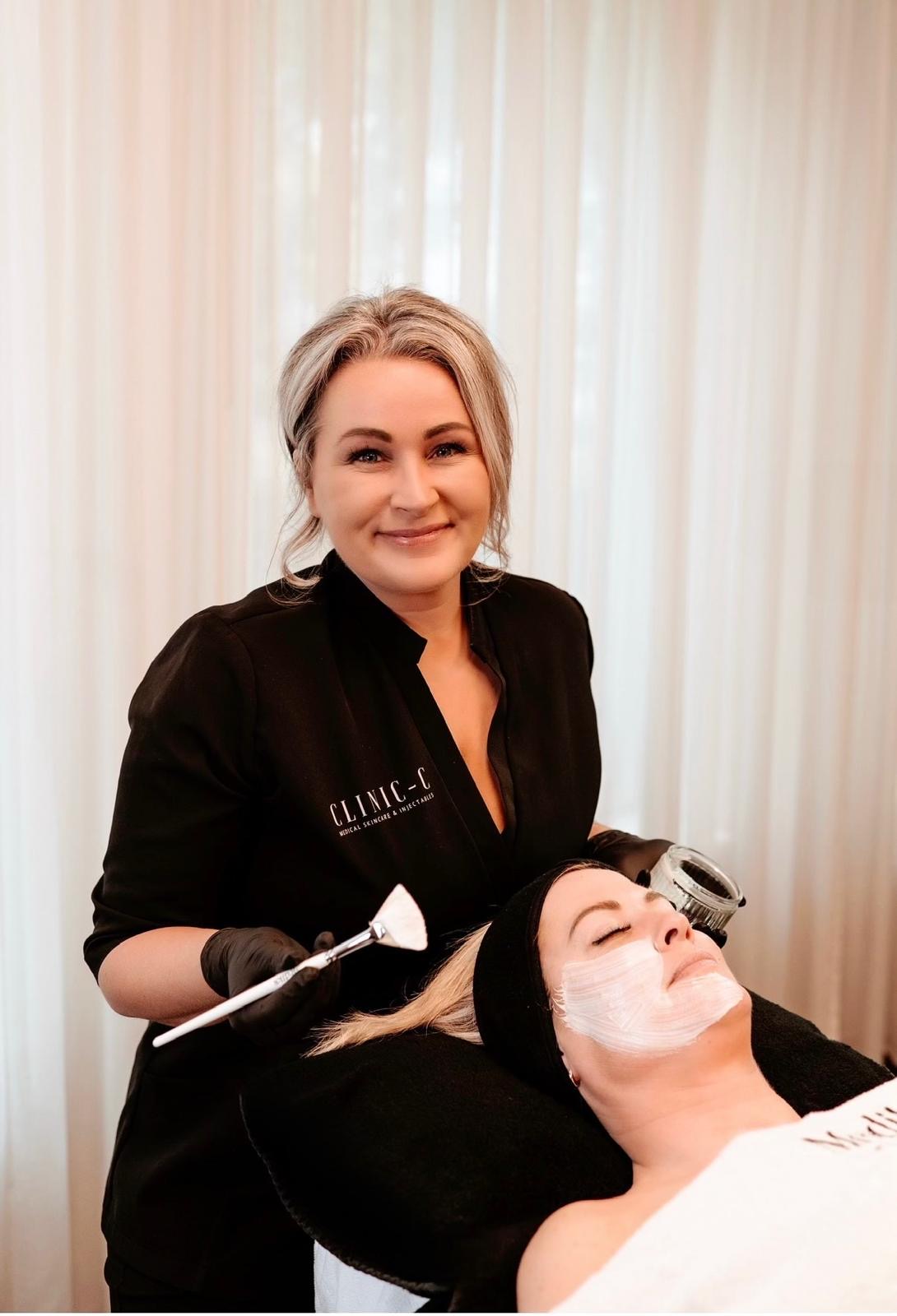 Corine Muusse — Clinic-C
